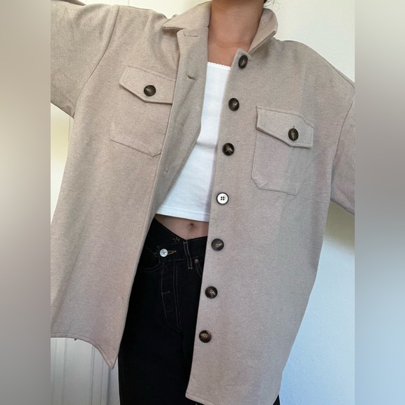 SOFT BEIGE BOXY PEA COAT - Picture 2 of 5